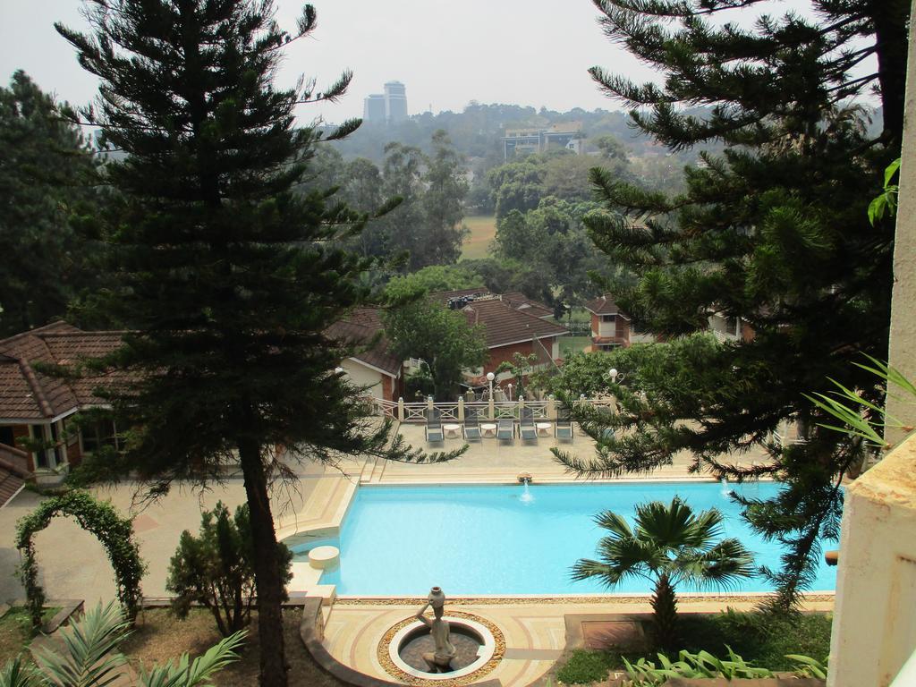 קמפאלה Golf Course Apartments מראה חיצוני תמונה