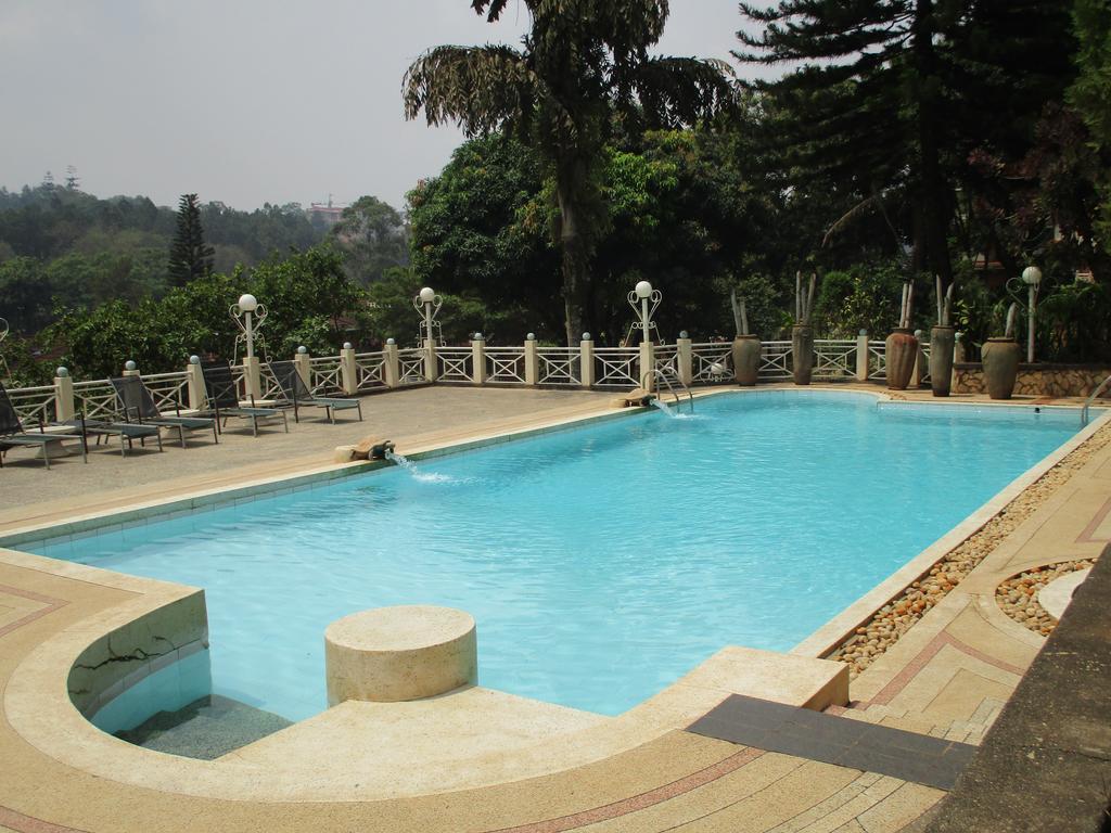 קמפאלה Golf Course Apartments מראה חיצוני תמונה