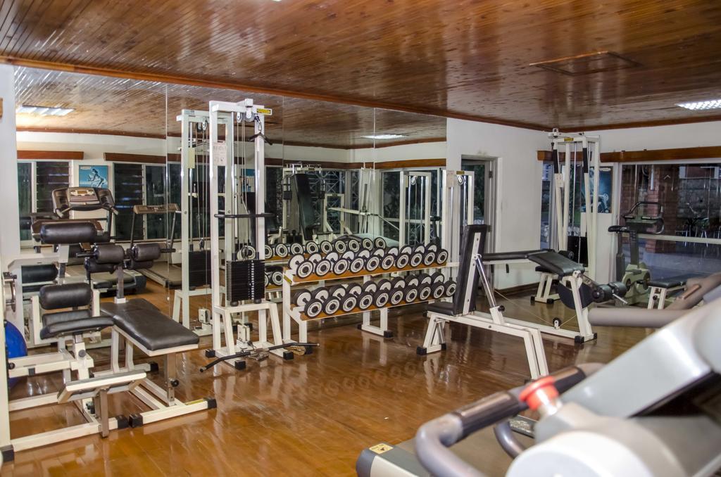 קמפאלה Golf Course Apartments מראה חיצוני תמונה